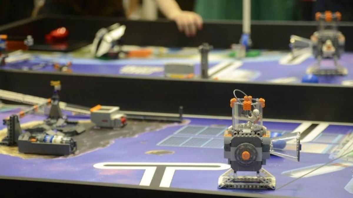 Brasileiros ganham torneio mundial de robótica