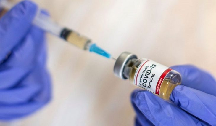 Apesar da queda nos casos, desafio é vacinar 1% da população por dia Foto: divulgação