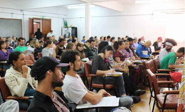Educadores do campo discutem ensino e Reforma Agrária Popular Educadores do campo discutem ensino e Reforma Agrária Popular