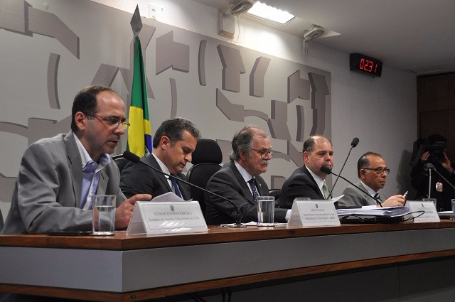 Medida Provisória que trata do novo Fies dificulta o acesso ao ensino superior