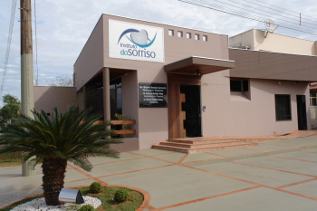 Instituto do Sorriso é a mais nova clínica odontológica de Amambai O Instituto do Sorrisso está localizado na rua 7 de Setembro, 3754, regiao central de AmambaiFoto: Moreira Produções