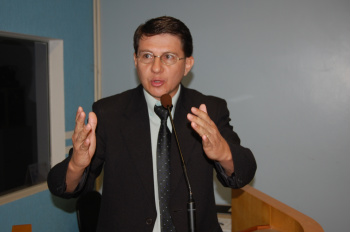 Cristino disse que Amambai estará bem representada nos cenários Estadual e Federal Cristino disse que Amambai está bem representada nos cenários Estadual e Federal.