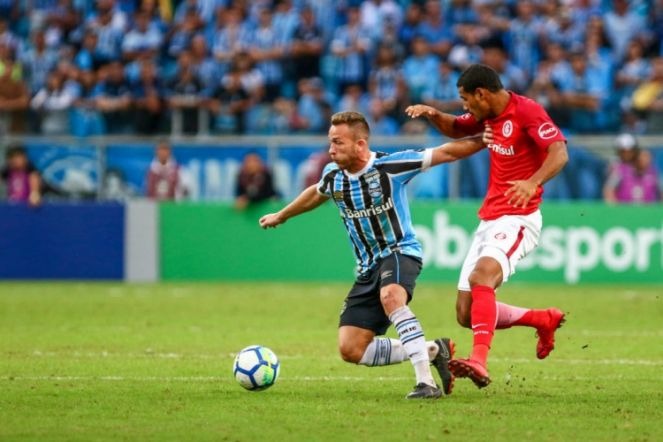 Grêmio empata com Inter e dorme na vice-liderança do Brasileiro Grêmio e Inter ficam no 0 a 0 (Foto: Gazetapress)