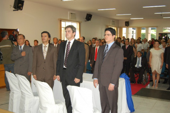 A mesa diretora da cerimônia de diplomação: (D/E)Marcelo Marinho, Ricardo Reis, César Lima e Leopoldo Azuma.