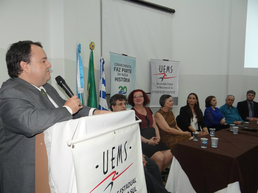 O reitor da UEMS, Fábio Edir.