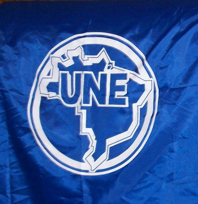 Bandeira da UNE