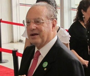 Paulo Maluf no dia da diplomação como deputado,em janeiro de 2011 (Foto: Roney Domingos/G1)