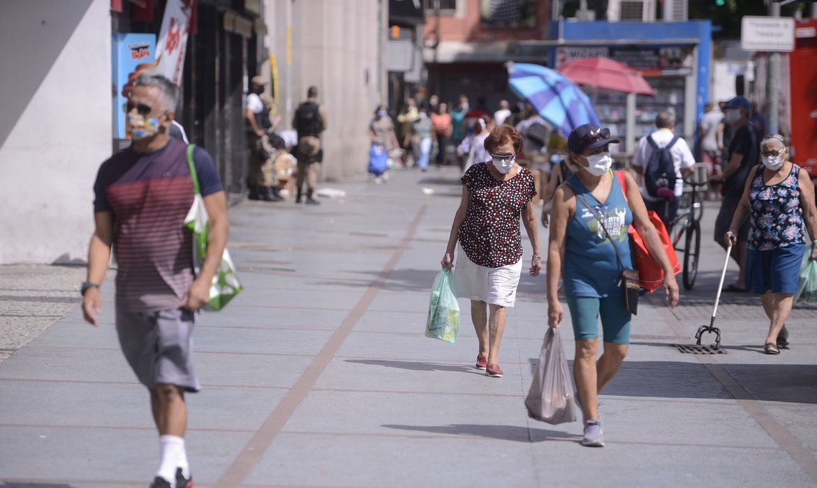 Brasil tem 96,5 mil casos de coronavírus e 6,7 mil mortes registradas O estado de São Paulo lidera as estatísticas, com 31.174 casos e 2.586 mortes / Foto: Agência Brasil