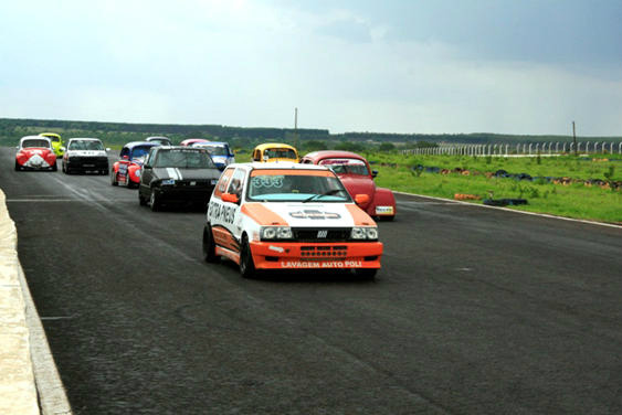 Fim de semana será de muita velocidade no Autódromo da Capital Fim de semana será de muita velocidade no Autódromo da Capital