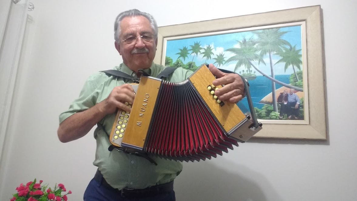 Na família Bonamigo, amor pela música perpassa gerações Italino Bonamigo é neto de Augustinho Bonamigo e filho de Pacífico Bonamigo / Foto: Moreira Produções