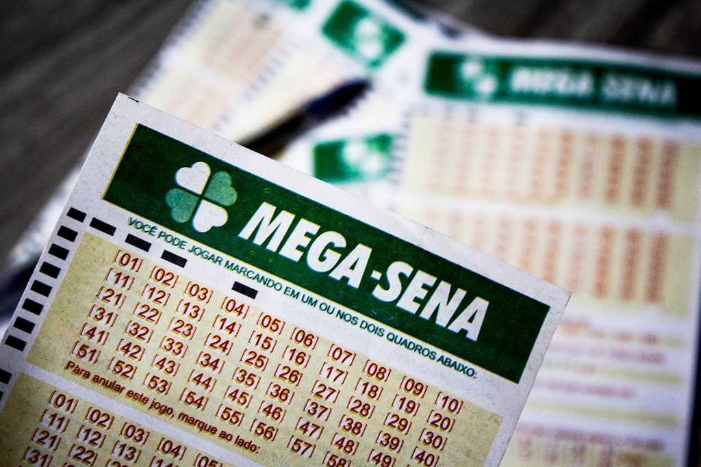 Mega-Sena cumula e próximo sorteio pode pagar R$ 50 milhões