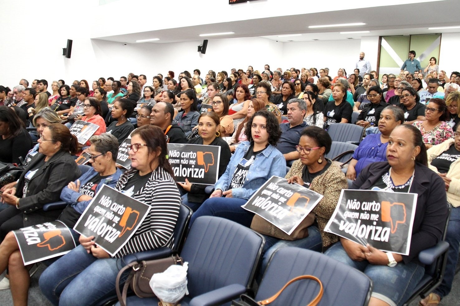 Negociação salarial dos servidores administrativos é uma das pautas da assembleia / Foto: Divulgação