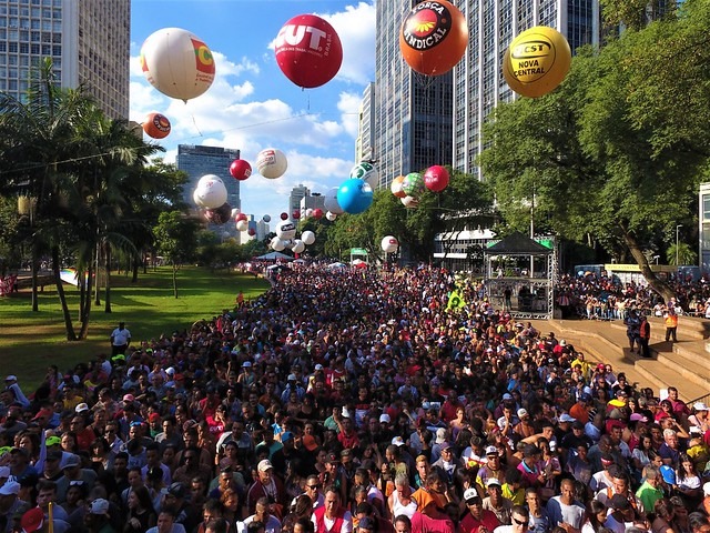 Feriado em São Paulo (SP) teve atrações musiciais e protestos contra o governo Bolsonaro / Foto: Rodrigo Pilha