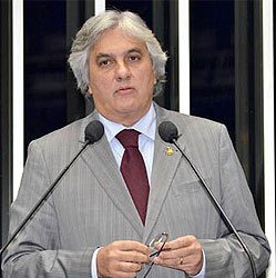 Senador destaca Centro de Tecnologia da Pecuária como referência nacional Senador destaca Centro de Tecnologia da Pecuária como referência nacional