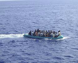 Mais de 200 migrantes estão desaparecidos em naufrágio no Mediterrâneo