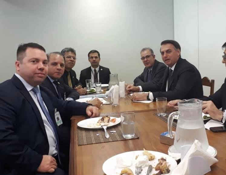 Coronel David reclama de isolamento e cogita deixar PSL se Bolsonaro sair David ao lado do ex-presidente da sigla em MS / Foto- Rodolfo Nogueira