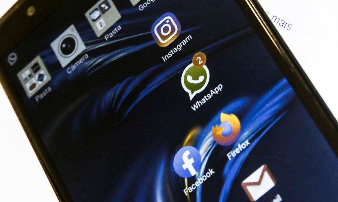 Psicólogos podem atender de forma online durante isolamento social Marcello Casal JrAgência Brasil