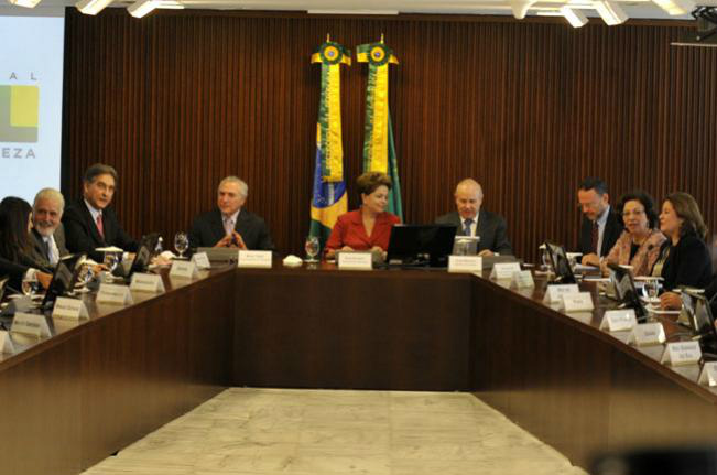 Dilma anuncia incentivo de R$ 20 bilhões a Estados Foto: Antônio Cruz/ABr
