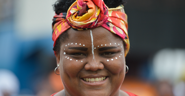 Site reúne vagas de emprego para estudantes negros