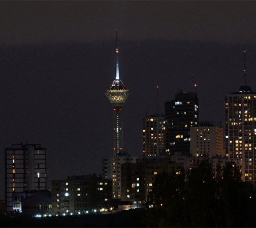 Milad. Esta torre de 435 metros de altura foi inaugurada em 2008, em Teerã, no Irã.