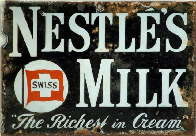 Aliados do Nazismo: a Nestlé e a Dr. Oetker e seu envolvimento com a Guerra Aliados do Nazismo: a Nestlé e a Dr. Oetker e seu envolvimento com a Guerra