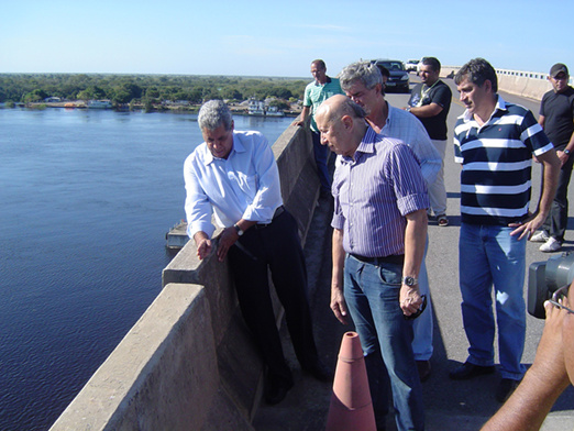 Governo Federal reconhece situação de emergência em Corumbá após acidente na ponte Governo Federal reconhece situação de emergência em Corumbá após acidente na ponte
