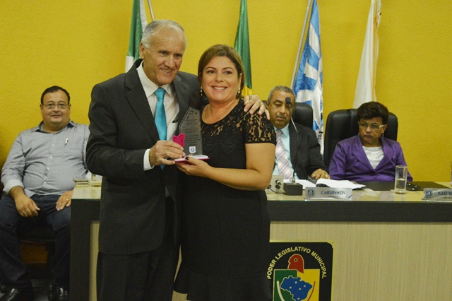Câmara de Vereadores de Amambai realiza sessão solene, conheça as homenageadas Câmara de Vereadores de Amambai realiza sessão solene, conheça as homenageadas