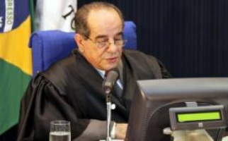 TCE julga 41 processos e manda ex-secretário devolver dinheiro TCE julga 41 processos e manda ex-secretário devolver dinheiro