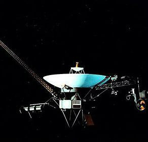 Voyager 1 chega à fronteira do sistema solar, diz Nasa ReutersInformações enviadas pela sonda demoram quase 17 horas para chegar na Terra
