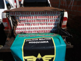 O carro e a carga foram apreendidos e encaminhados para a Receita Federal. O condutor do veículo fugiu