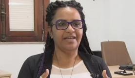 Desigualdades raciais e de gênero se mantêm no país A advogada Carla Lima sente que precisa trabalhar a mais para provar sua competênciaReprodução/TV Brasil