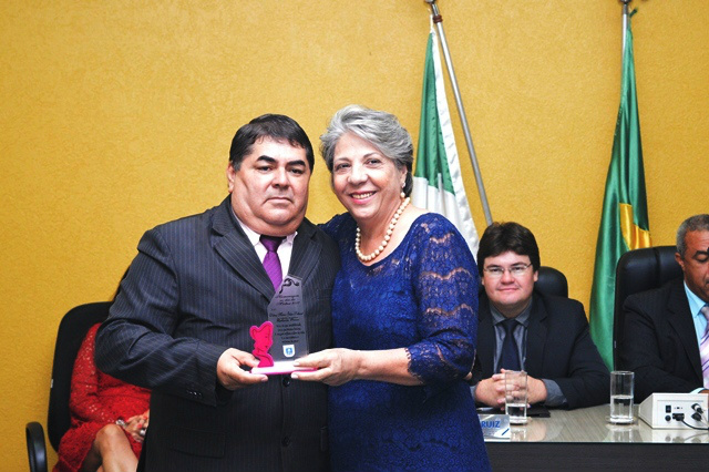 Câmara de Vereadores de Amambai realiza sessão solene, conheça as homenageadas Câmara de Vereadores de Amambai realiza sessão solene, conheça as homenageadas
