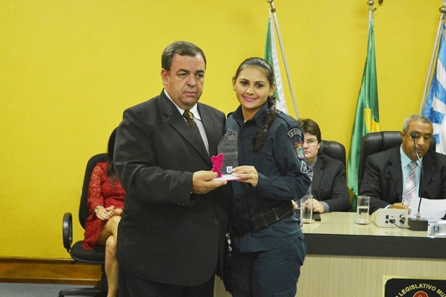 Câmara de Vereadores de Amambai realiza sessão solene, conheça as homenageadas Câmara de Vereadores de Amambai realiza sessão solene, conheça as homenageadas