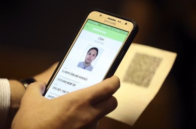Carteira de habilitação eletrônica já pode ser testada por motoristas Foto: Divulgação