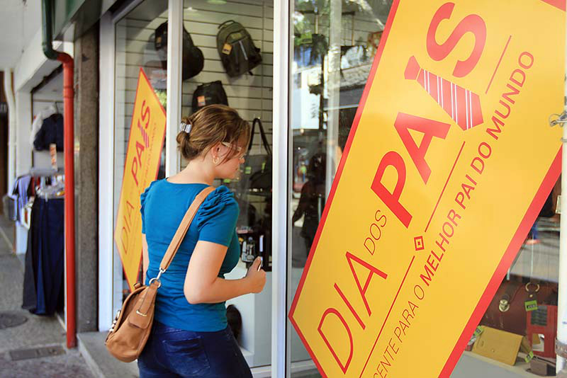 Dia dos Pais vai movimentar R$ 93 milhões em MS ; pesquisa por Fecom e Sebrae MS Divulgação.