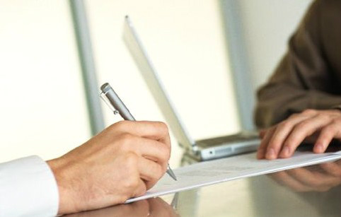 PF, TST e 7 órgãos abrem inscrições para 1,7 mil vagas