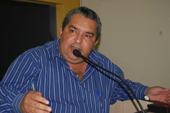 Brito cobra benfeitorias para moradores da vila Santo Antônio Vereador encaminha pedidos dos moradores da vila Santo Antônio / Foto: Moreira Produções