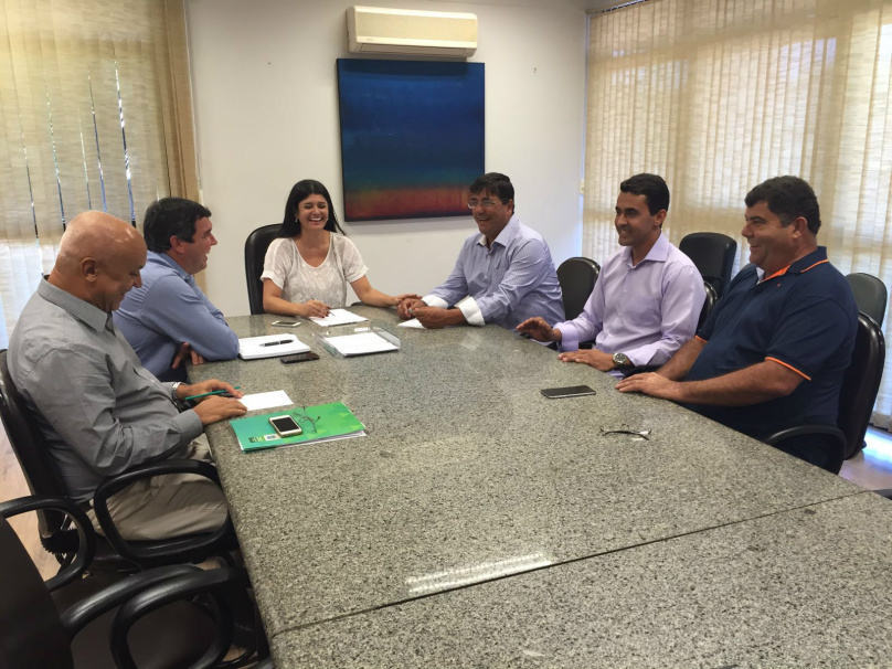 Participaram da reunião representando o governo: Eduardo Riedel (secretário de Estado de Governo e Gestão Estratégica), Carlos Alberto de Assis (Secretário de Estado de Administração e Desburocratização) e Rose Modesto (vice-governadora e governadora em exercício) / Foto: Assessoria