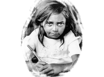 17 de Abril - Dia Internacional de Luta dos Trabalhadores do Campo (Fotografia do Livro “Terra” de Sebastião Salgado, José Saramago e Chico Buarque).