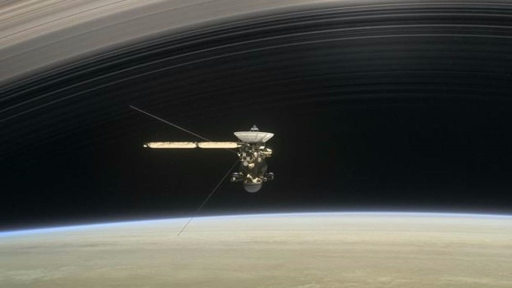 A Cassini atualmente explora a região entre a atmosfera de Saturno e seus anéis (Foto: NASA/JPL-Caltech)