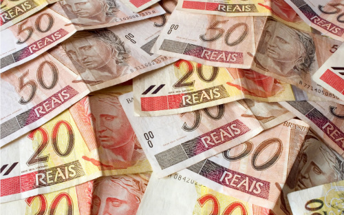 Novo salário mínimo nacional de R$ 622 entra em vigor hoje Novo salário mínimo nacional de R$ 622 entra em vigor hoje