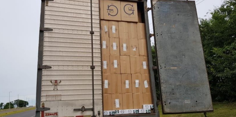 Carga apreendida pelo policiais ontem. - Foto: Divulgação