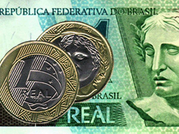 Depois de recorde em 2010, investimentos federais caíram em 2011 Depois de recorde em 2010, investimentos federais caíram em 2011