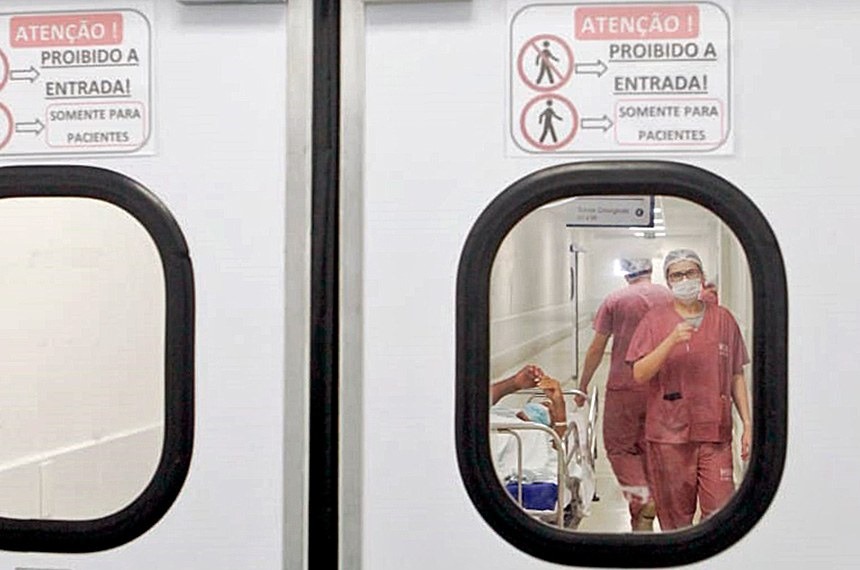 Piso salarial para os profissionais de enfermagem segue sem definição; projeto foi retirado da ordem do dia para busca de um acordo entre os senadoresFoto:Mateus Pereira/GOV BA