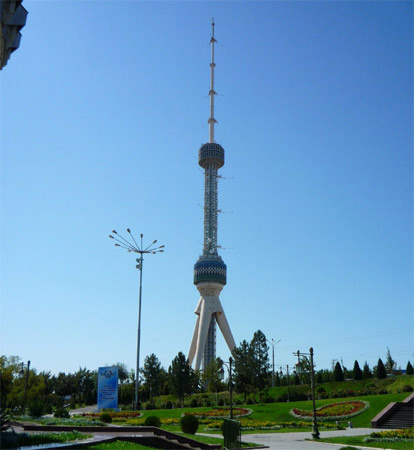 Tahskent Tower. Inaugurada em 1991 em Tashkent, no Uzbequistão. Sua altura é de 375 metros.