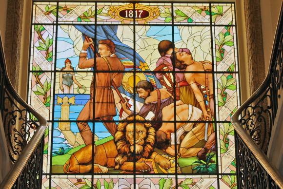 Debate sobre separatismo e desigualdade regional ainda está vivo após revolução Vitral do Palácio do Campo das Princesas em alusão à revolução pernambucana de 1817