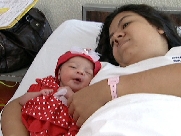 Primeiro bebê a nascer em 2012 em Campo Grande é menina e tem 3,7 kg Primeiro bebê a nascer em 2012 em Campo Grande é menina e tem 3,7 kg