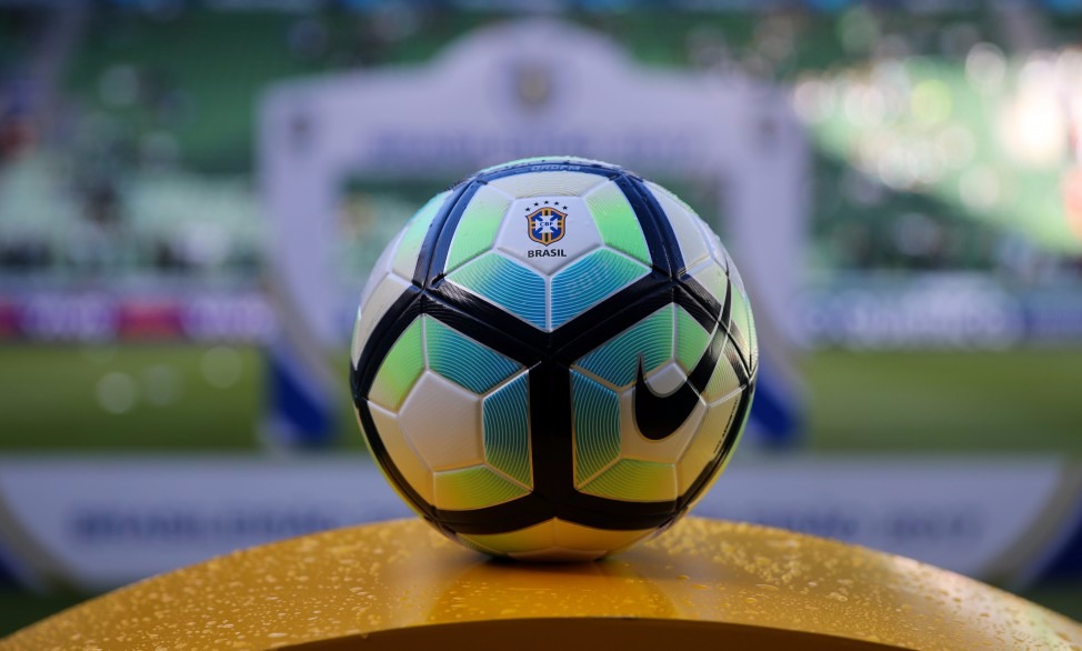 Vasco x Grêmio é adiantado para o sábado (9) Vasco x Grêmio é adiantado para o sábado (9)