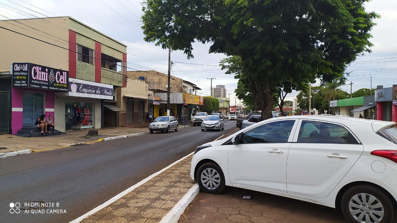 Apesar da Covid, comerciantes amambaienses estão otimistas para o Dia das Mães Comércio amambaiense está autorizado a funcionar durante todo o sábado (9) / Foto: Moreira Produções