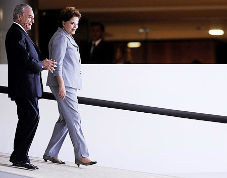 Dilma e Temer se reúnem pela primeira vez no ano Dilma e Temer se reúnem pela primeira vez no ano